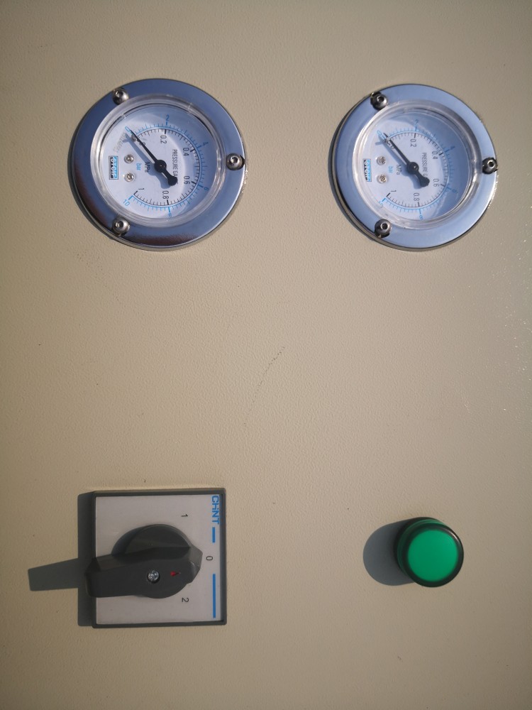 AU521F加油機 (9)_conew1.jpg